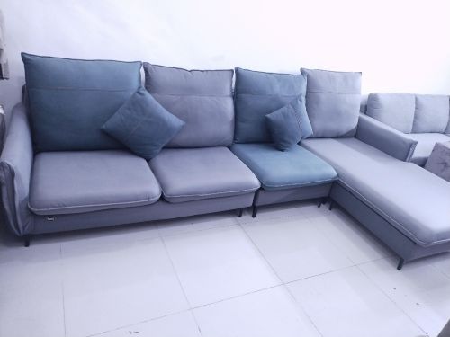 mobili L ship sofa like new
