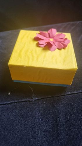 Can make custom gift box